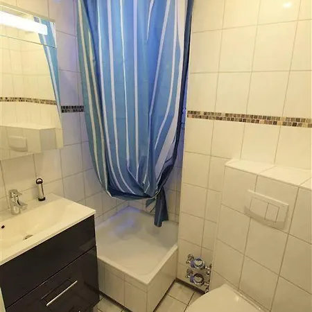 דירה Ferienwohnung-c-11-6-0c1106 הייליגנהאפן